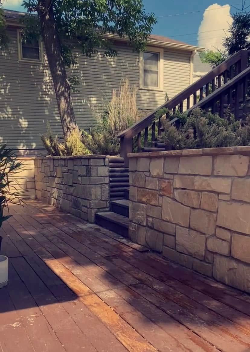 Same wall faced in stone veneer