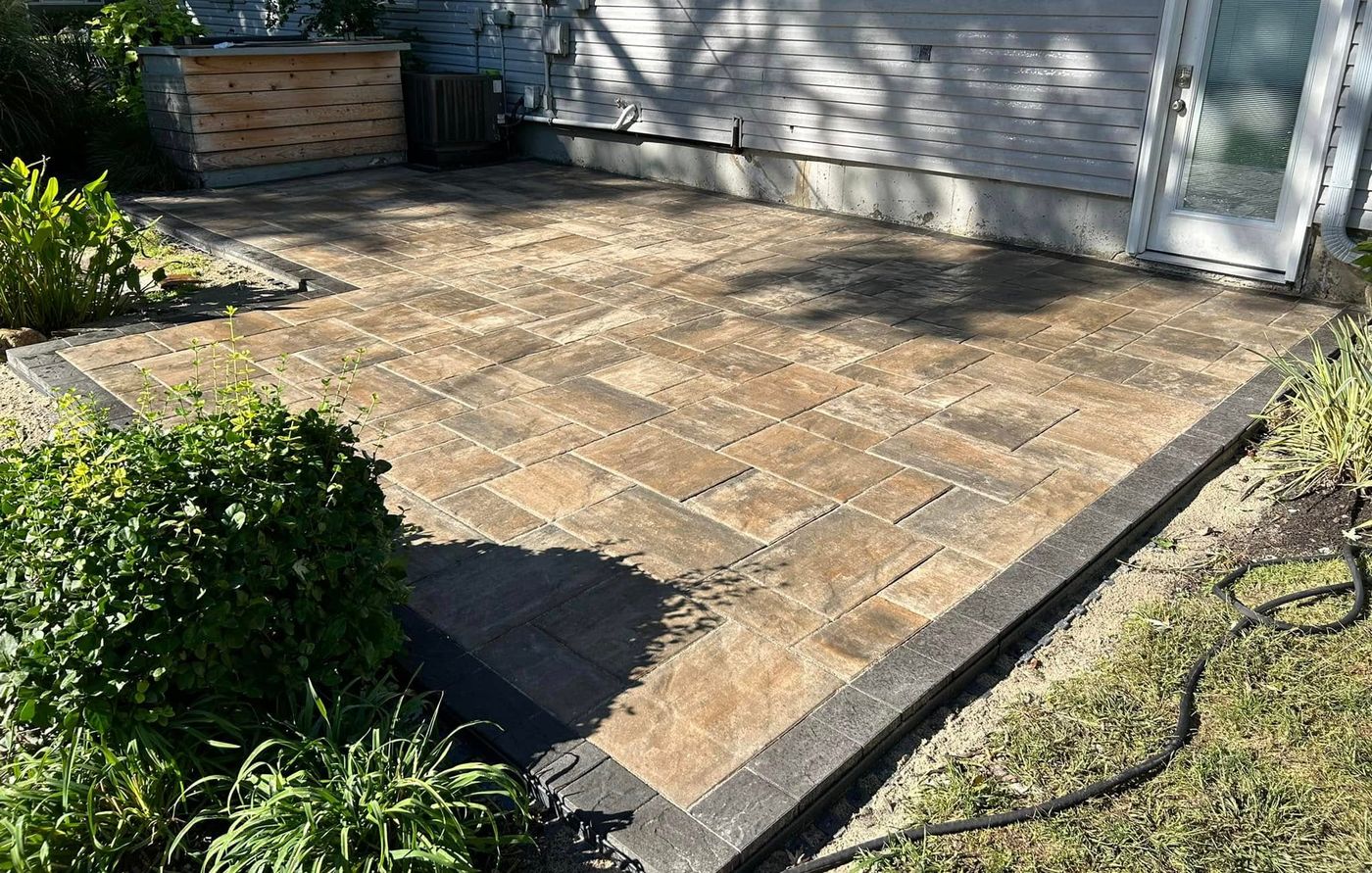 New patterned patio in the same spot